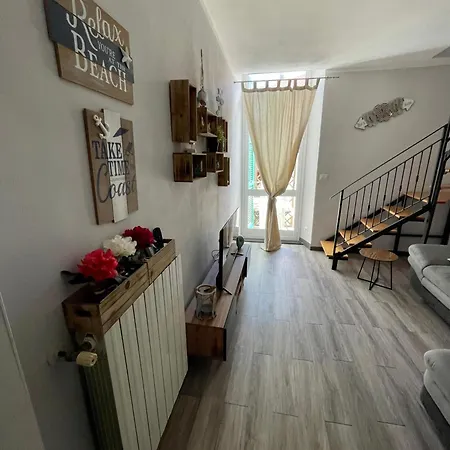 Brezza Marina 公寓 *