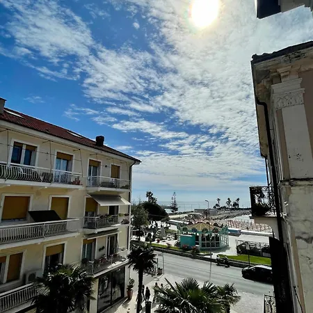 公寓 Brezza Marina 迪亚诺马里纳